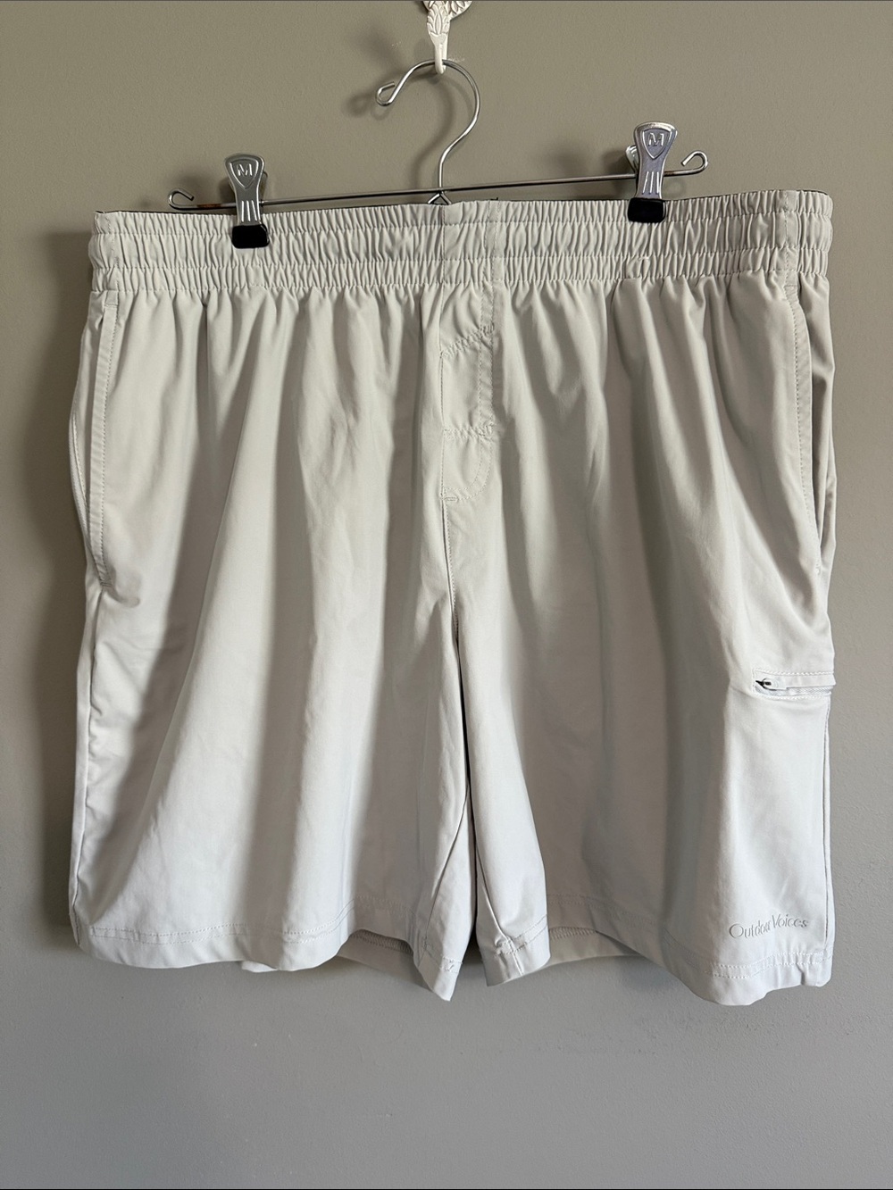 Outdoor Voices - Men's Light Cream Athletic Hybrid Shorts - Large